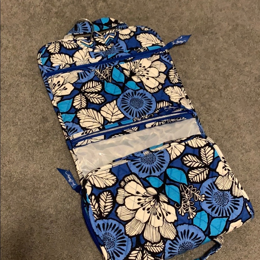 AVAILABLE: Vera Bradley Hanging Toiletry Organizer